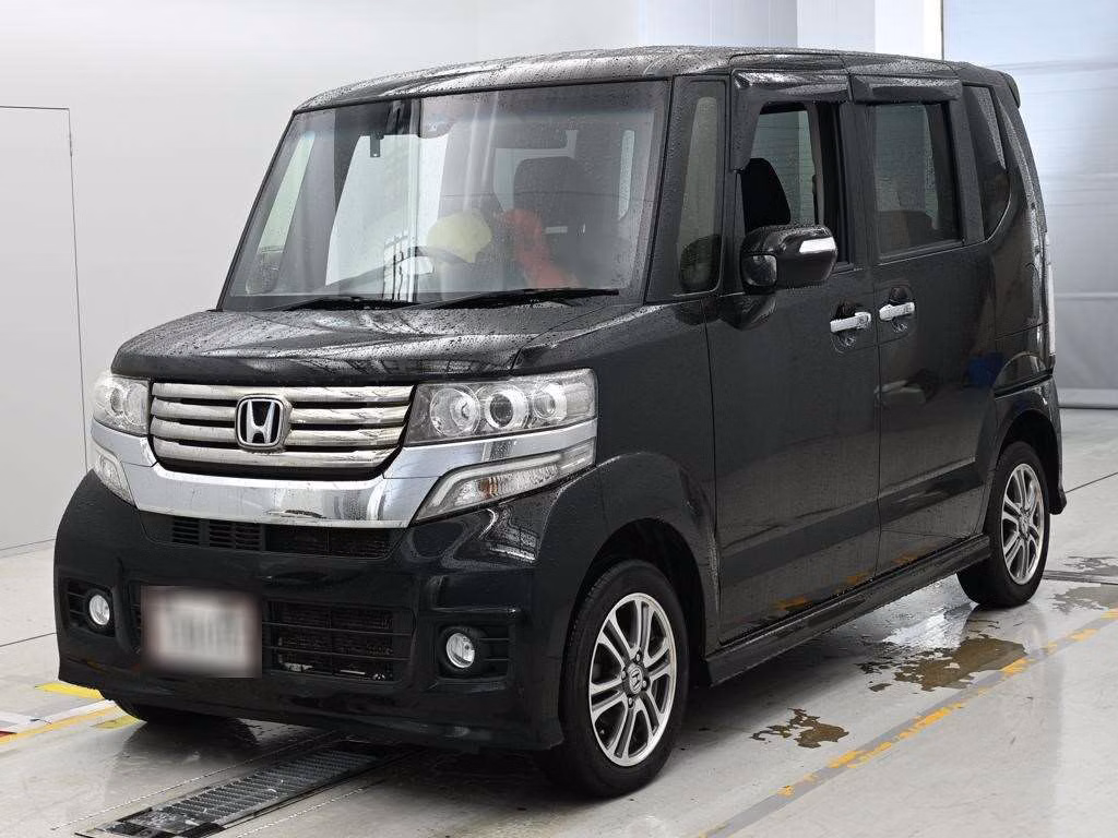 HONDA N-BOX