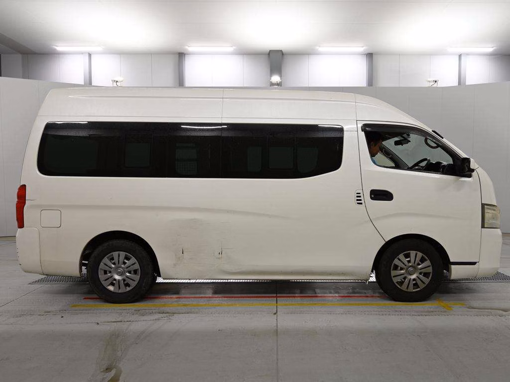 NISSAN NV350 CARAVAN