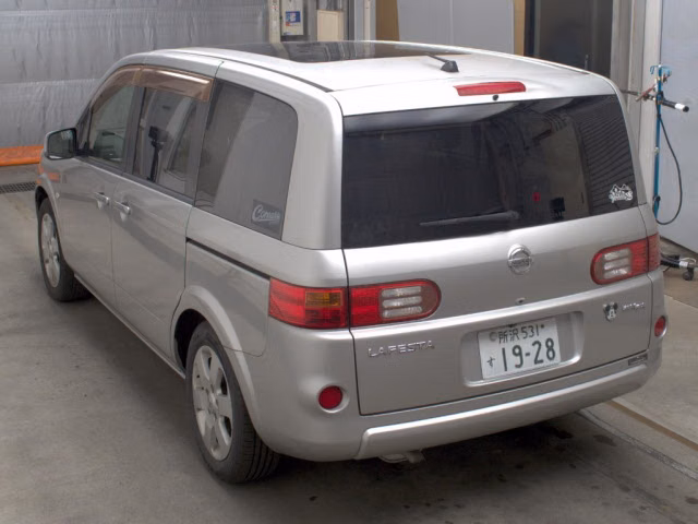 NISSAN LAFESTA