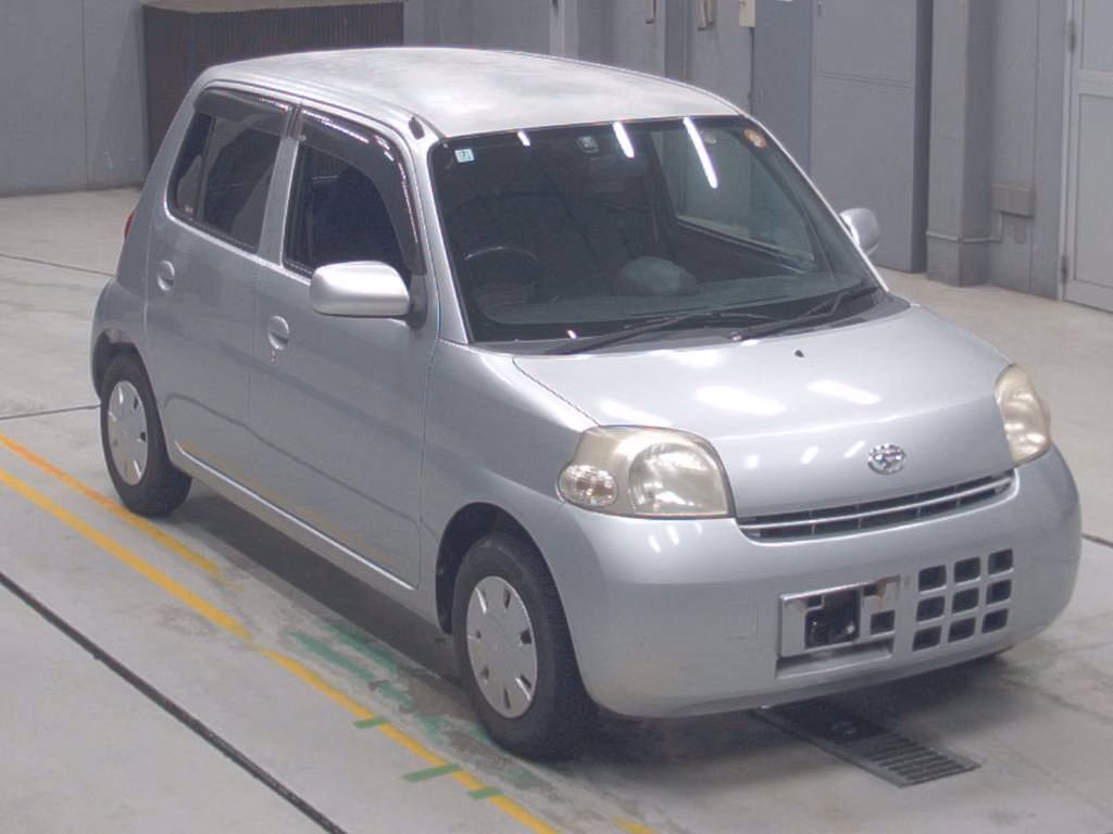 DAIHATSU ESSE