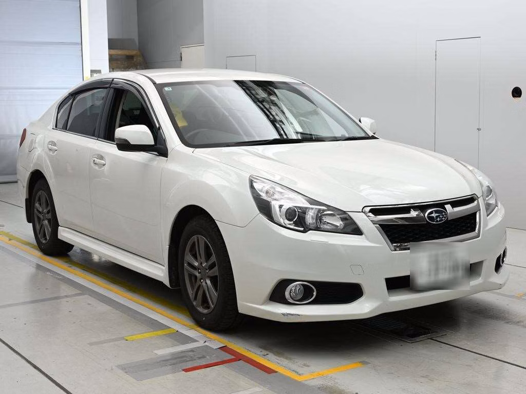 SUBARU LEGACY B4