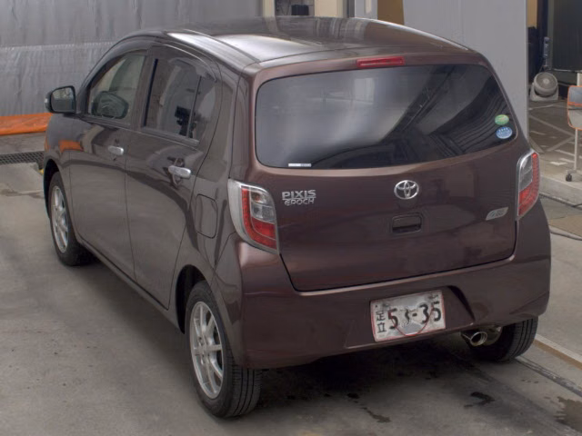 TOYOTA PIXIS EPOCH