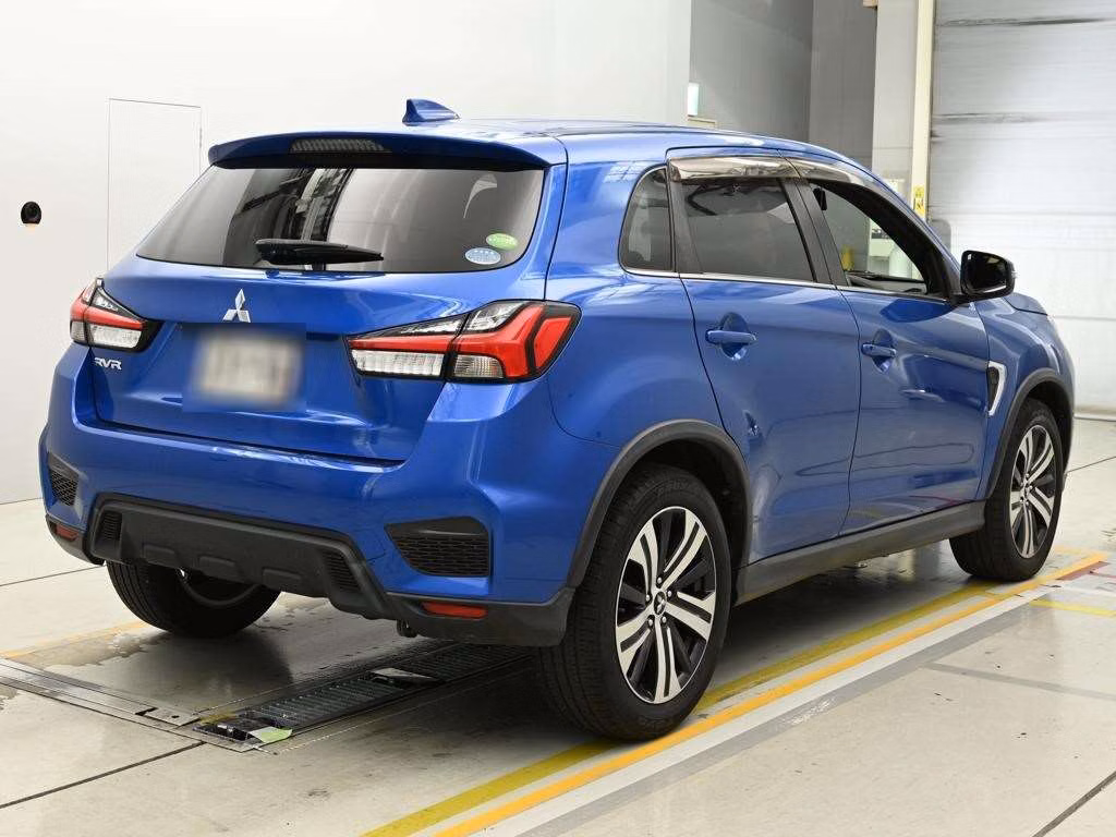 MITSUBISHI RVR