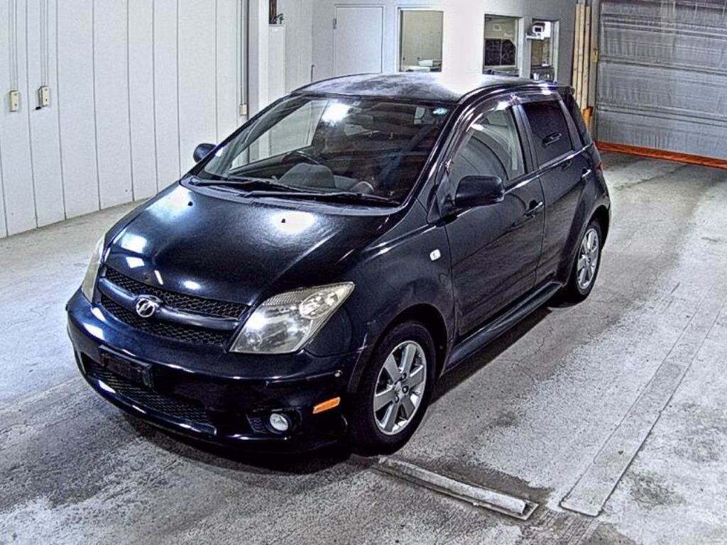 TOYOTA IST
