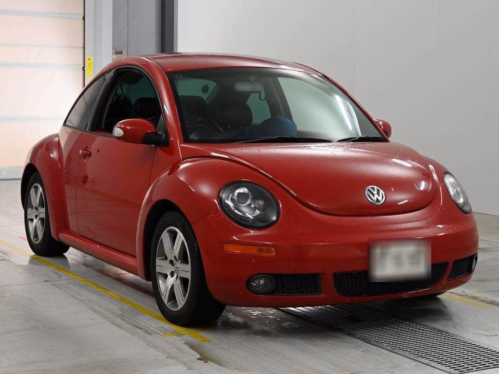 VOLKSWAGEN BEETLE