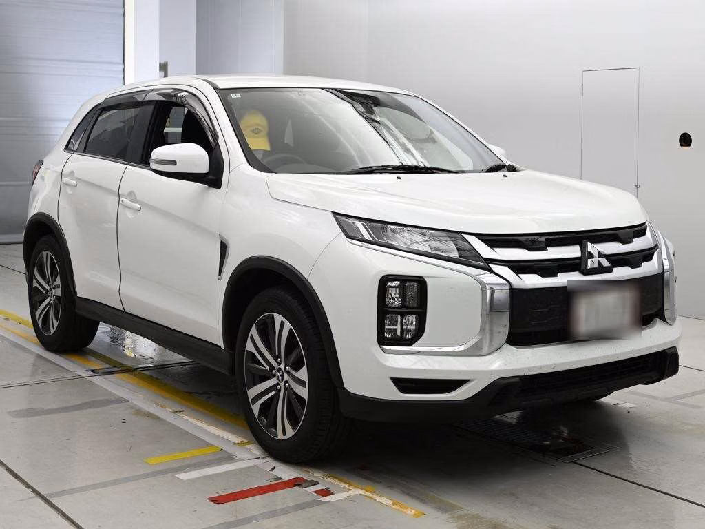 MITSUBISHI RVR