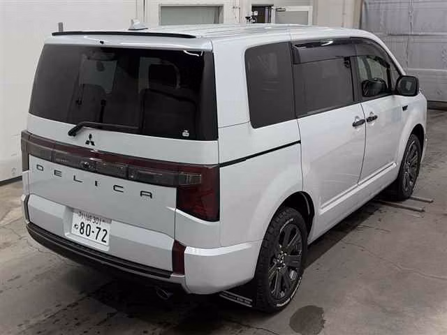 MITSUBISHI DELICA D:5