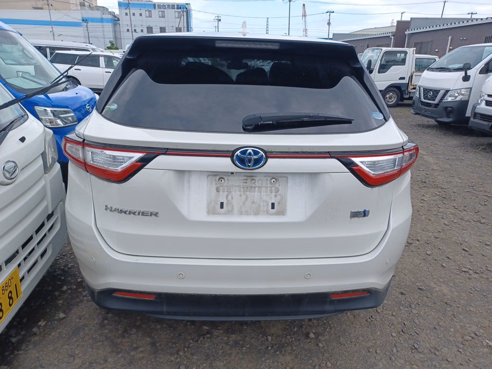 TOYOTA HARRIER