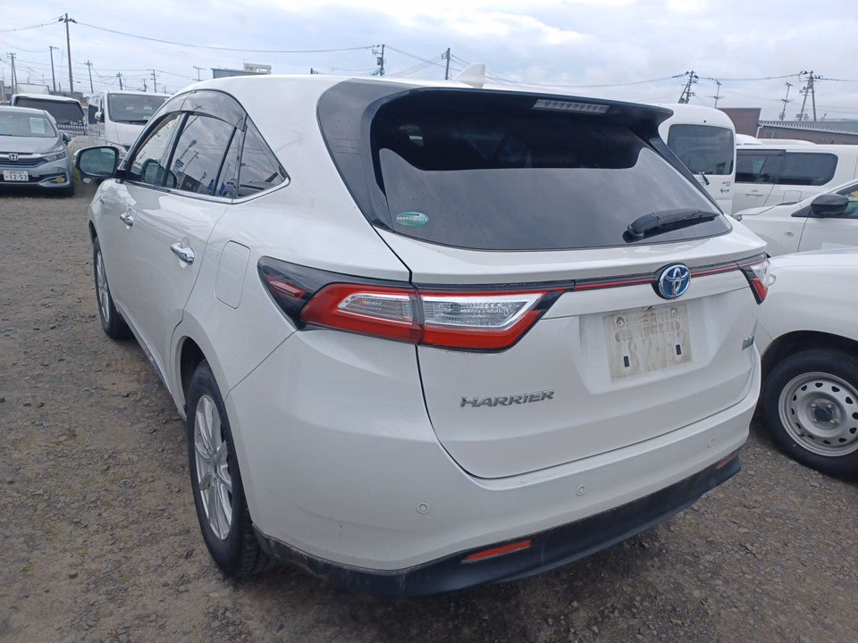 TOYOTA HARRIER