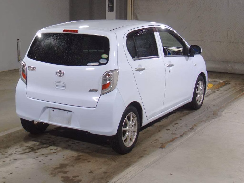 TOYOTA PIXIS EPOCH