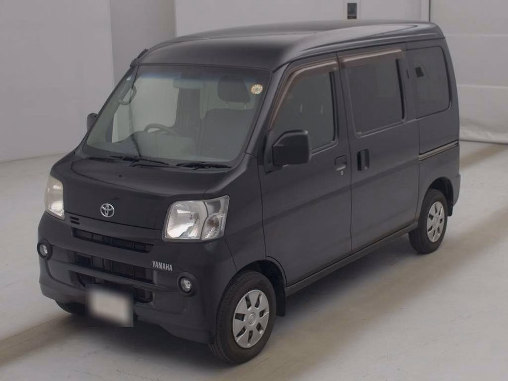 TOYOTA PIXIS VAN