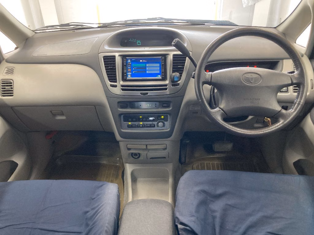 TOYOTA NADIA