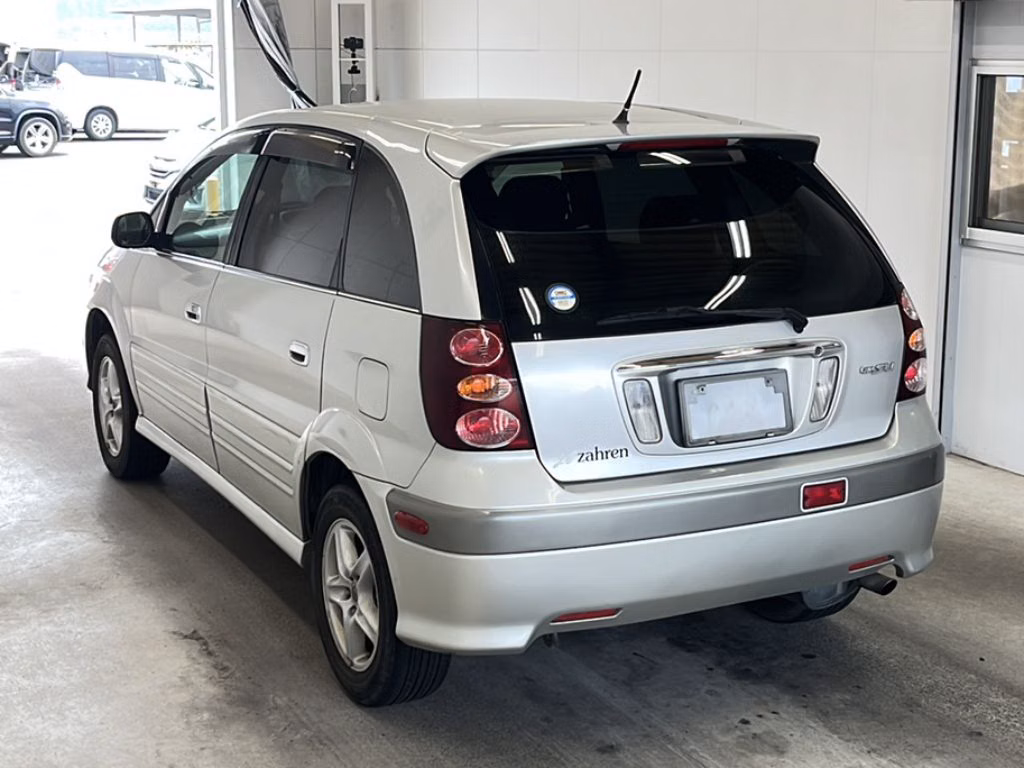 TOYOTA NADIA