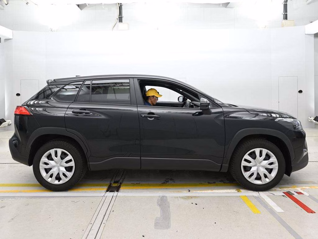 TOYOTA COROLLA CROSS