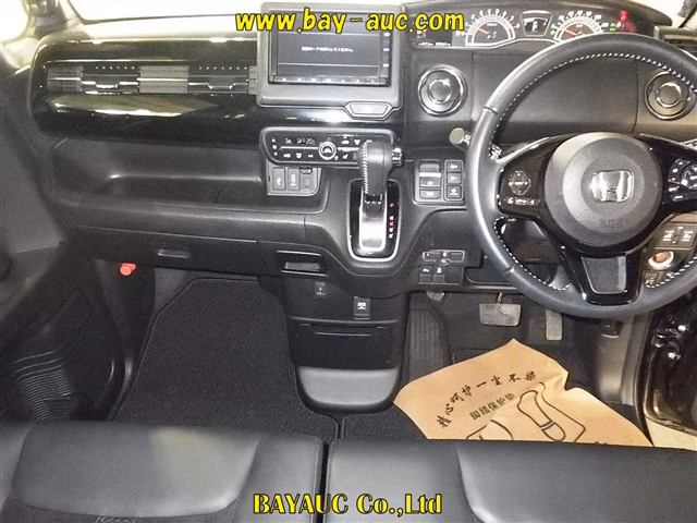 HONDA N-BOX