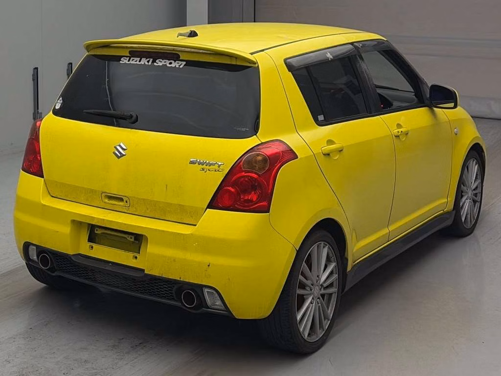SUZUKI SWIFT