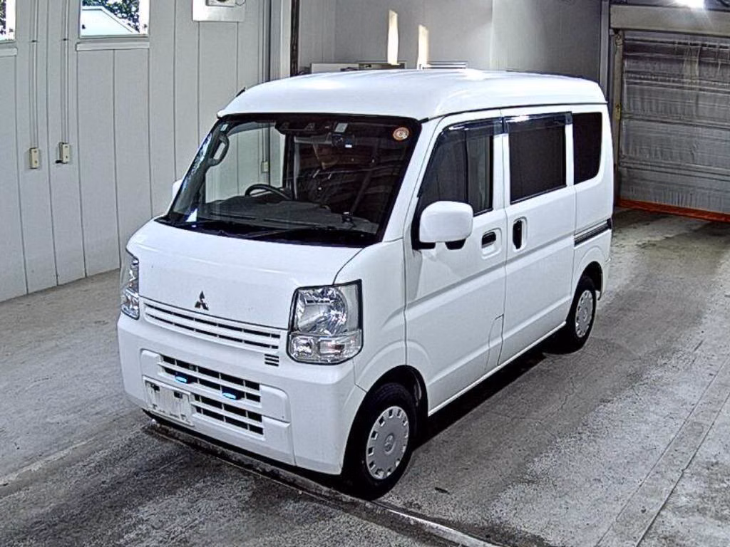 MITSUBISHI MINICAB