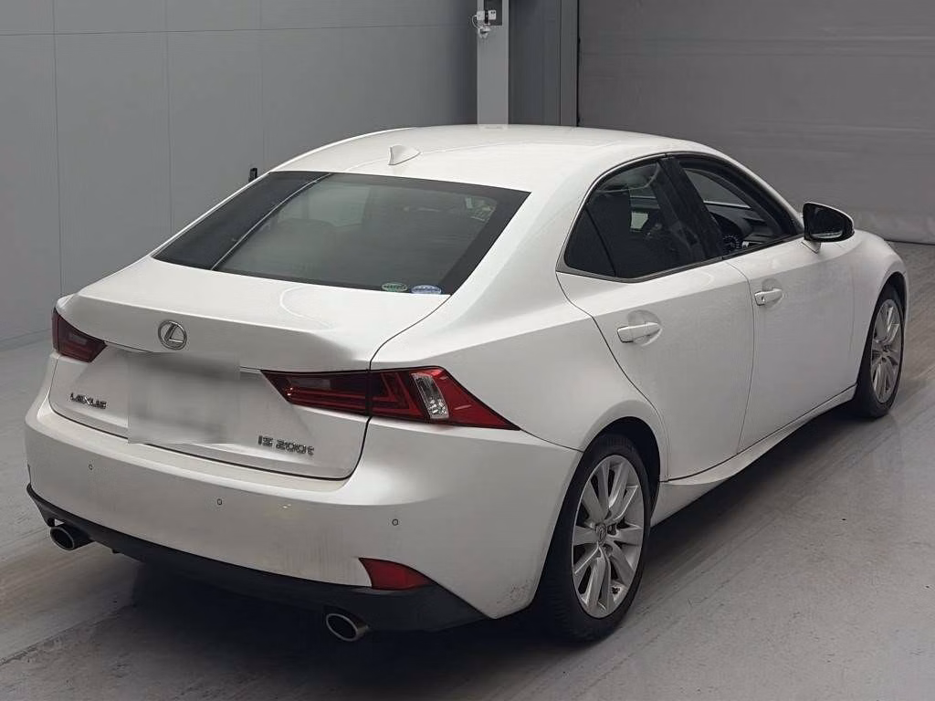 LEXUS IS300