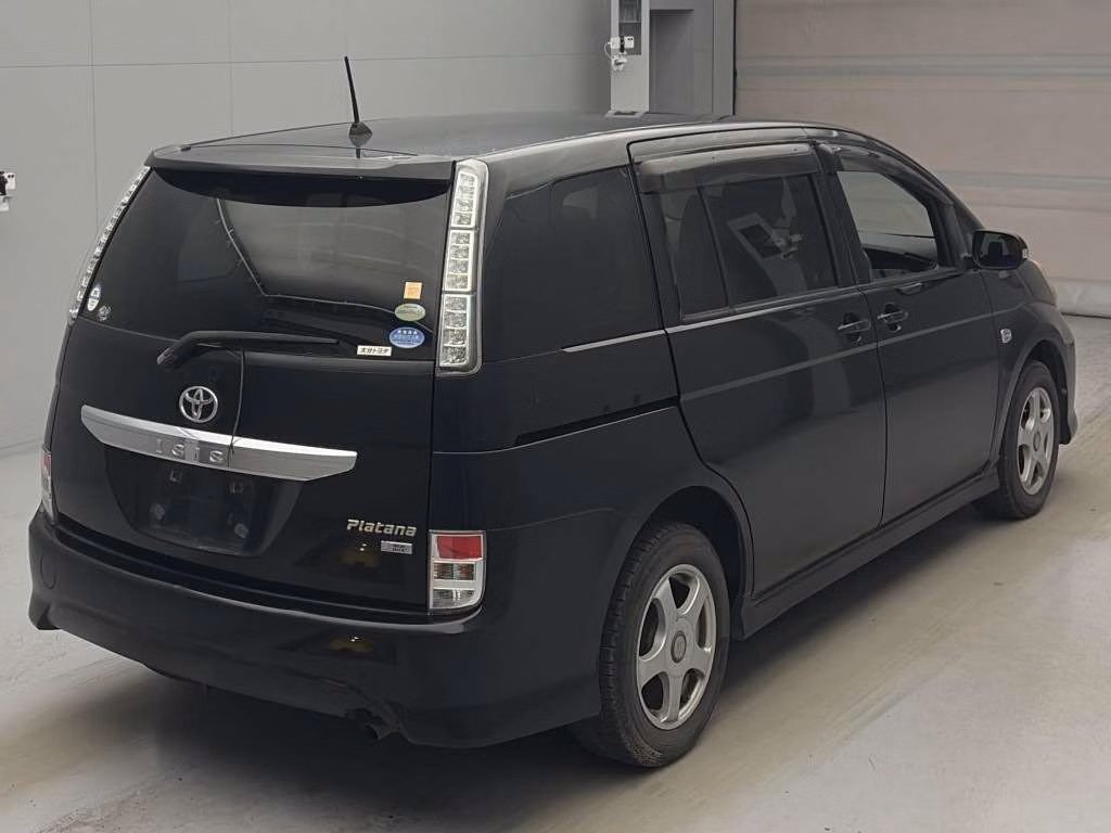 TOYOTA ISIS