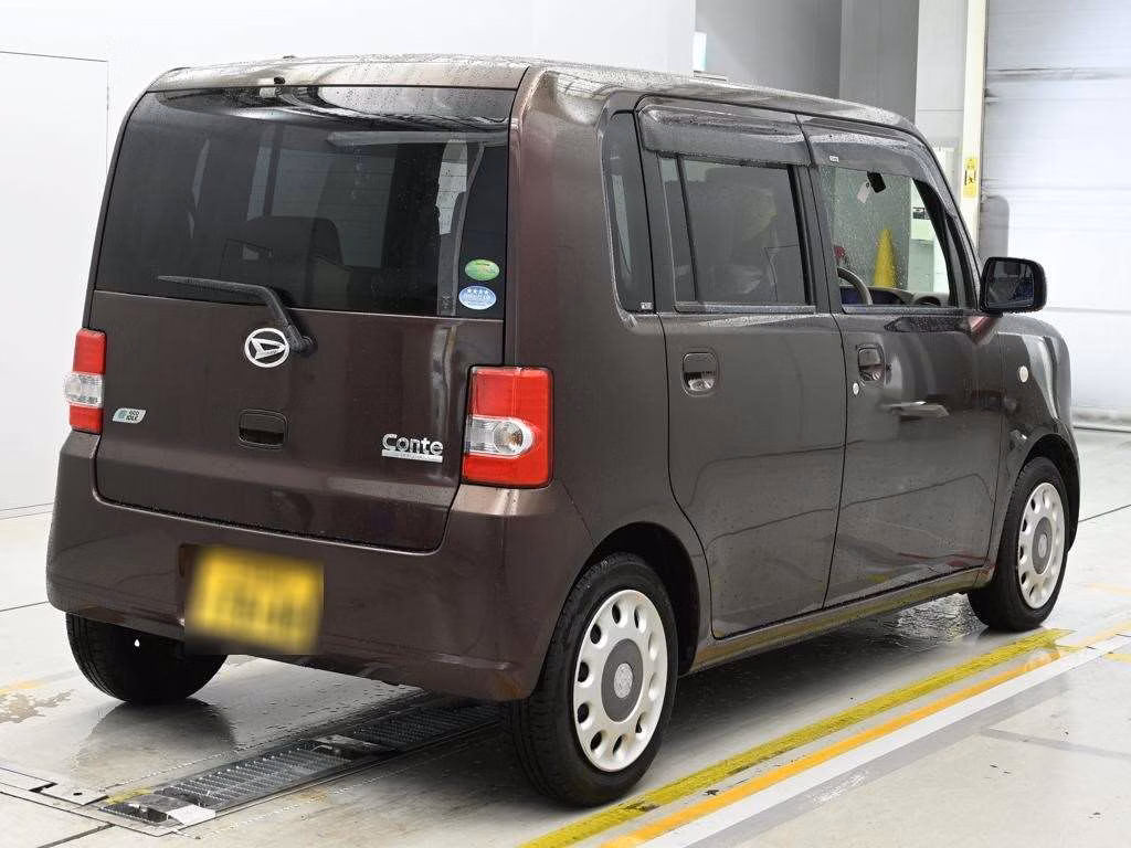 DAIHATSU MOVE CONTE