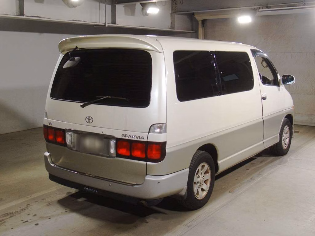 TOYOTA GRANVIA