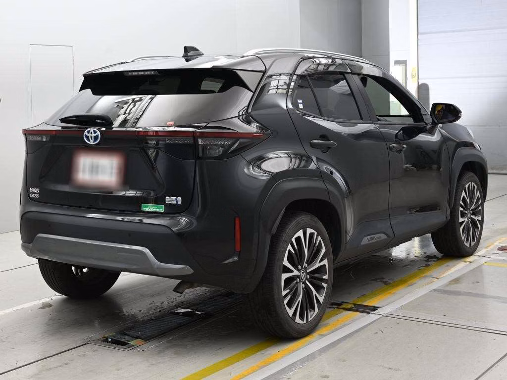 TOYOTA YARIS CROSS