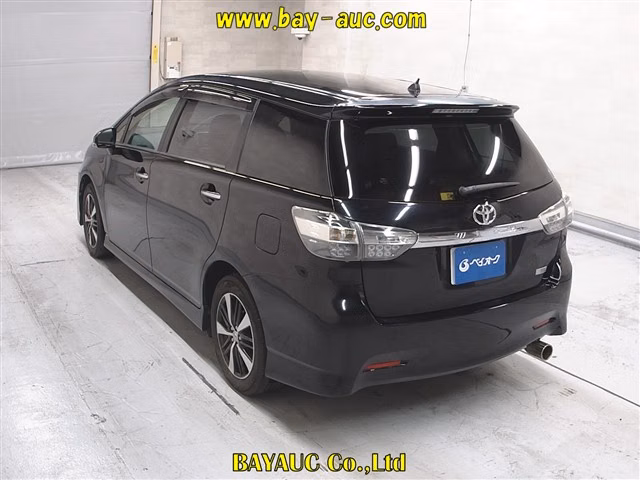 TOYOTA WISH
