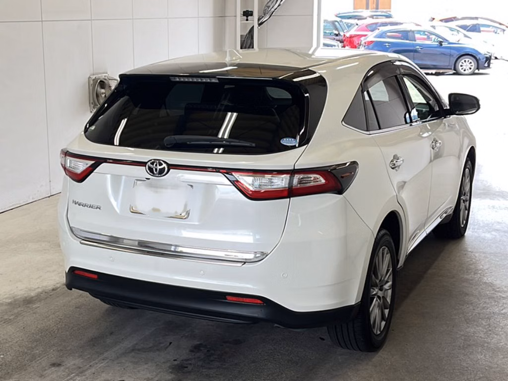 TOYOTA HARRIER