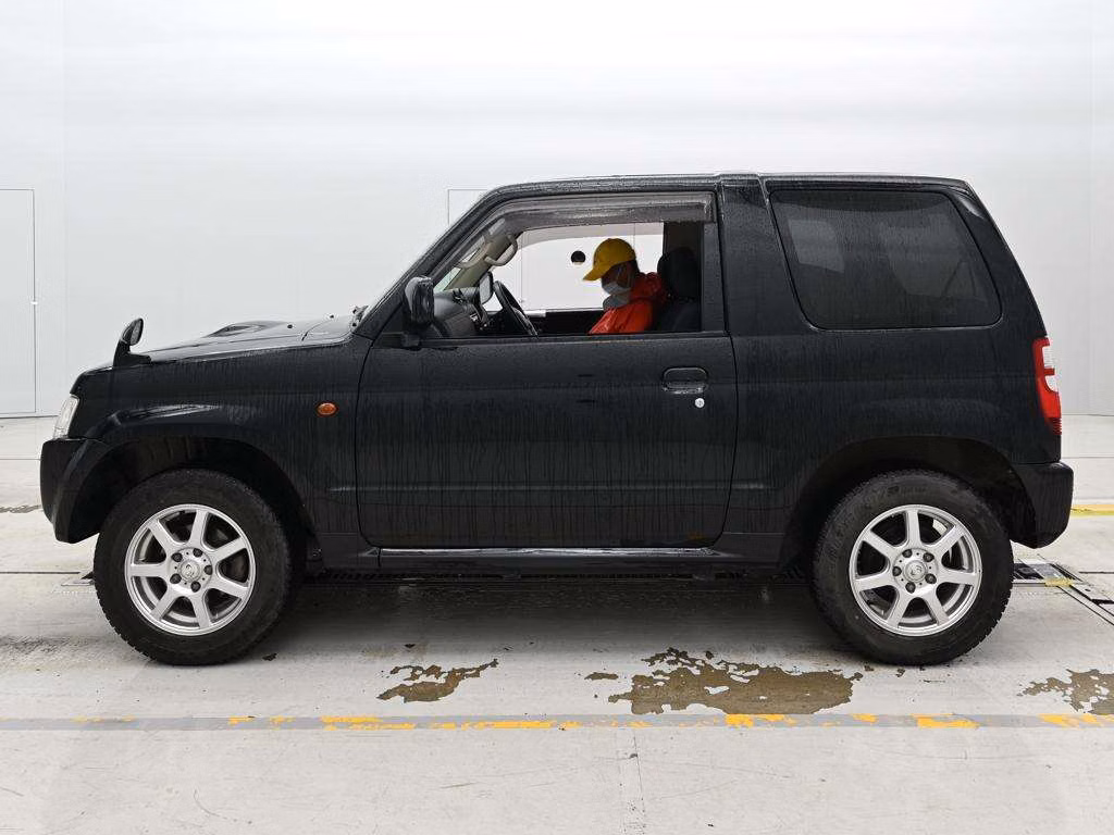 NISSAN KIX