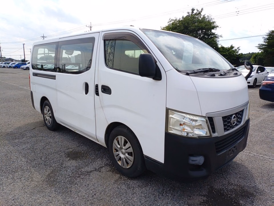 NISSAN NV350 CARAVAN