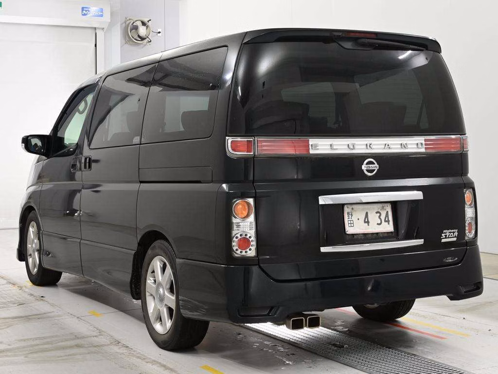 NISSAN ELGRAND
