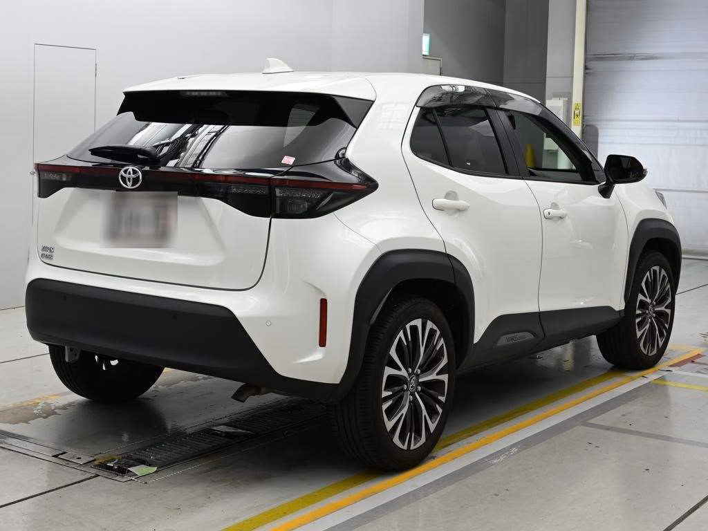 TOYOTA YARIS CROSS