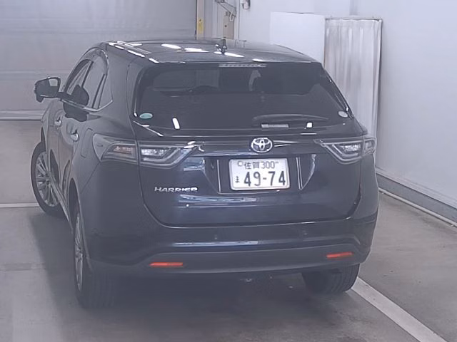 TOYOTA HARRIER