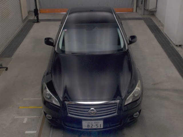 NISSAN FUGA