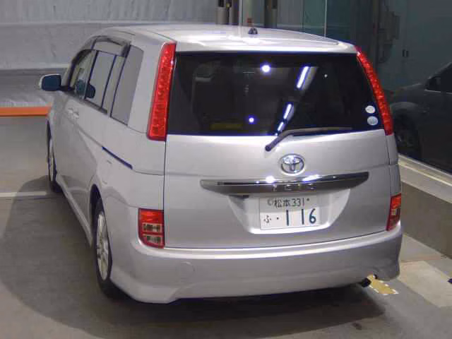 TOYOTA ISIS