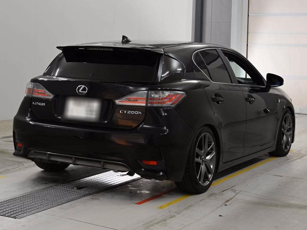 LEXUS CT200H