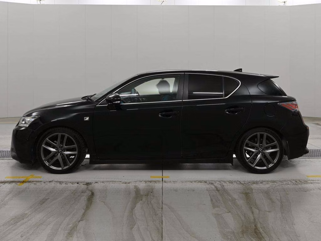LEXUS CT200H