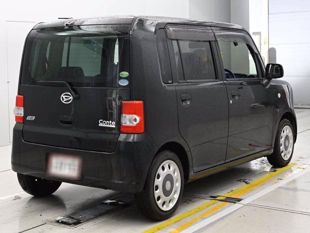 DAIHATSU MOVE CONTE