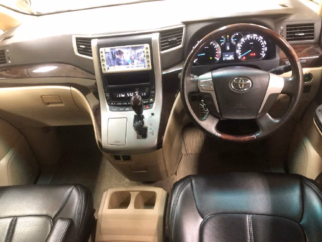TOYOTA ALPHARD
