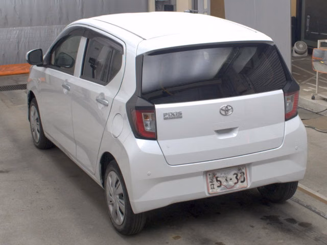 TOYOTA PIXIS EPOCH