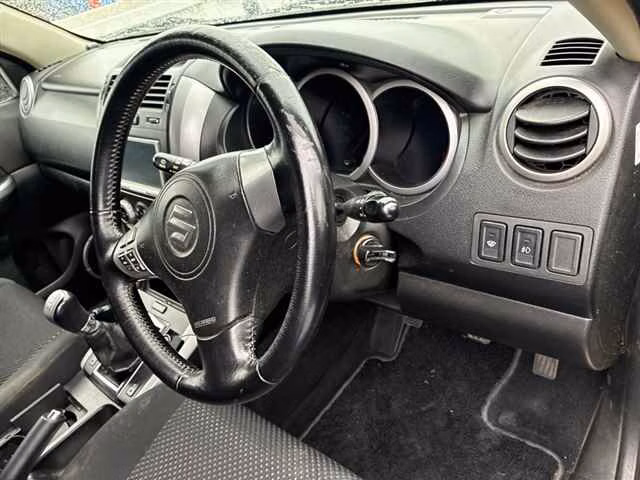 SUZUKI ESCUDO