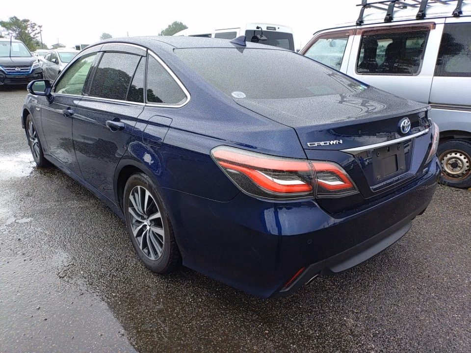 TOYOTA CROWN