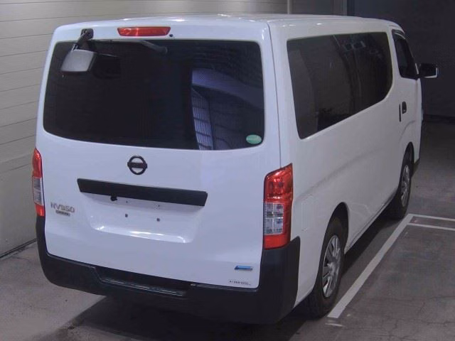 NISSAN NV350 CARAVAN
