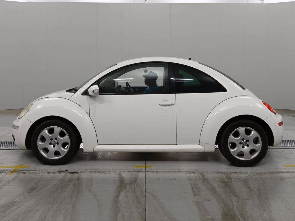 VOLKSWAGEN BEETLE