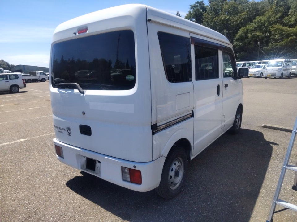 MITSUBISHI MINICAB