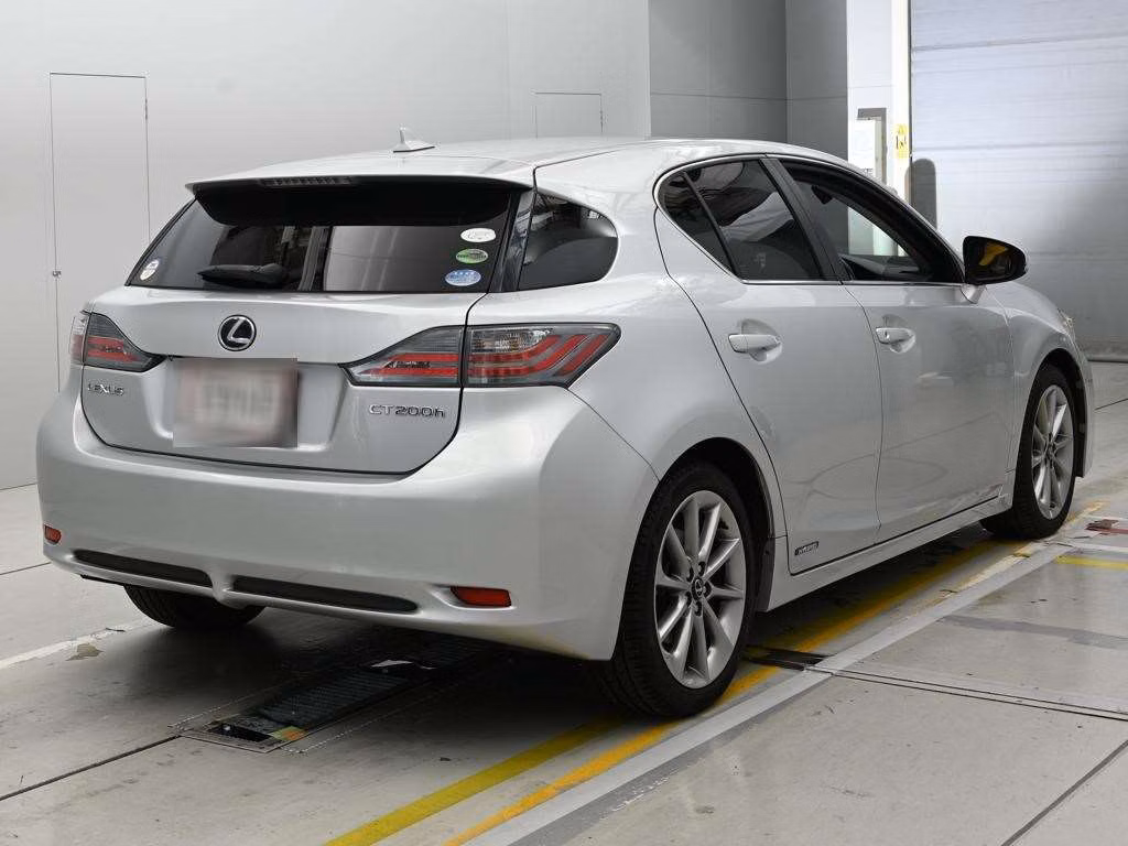 LEXUS CT200H