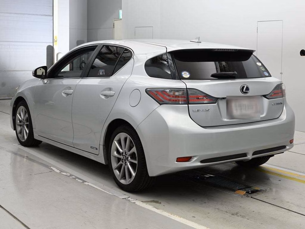 LEXUS CT200H