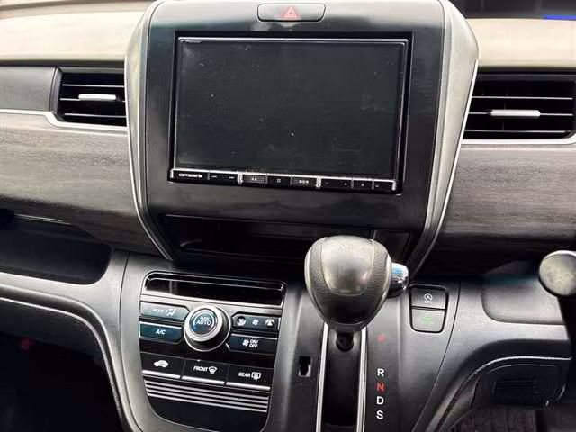 HONDA FREED+