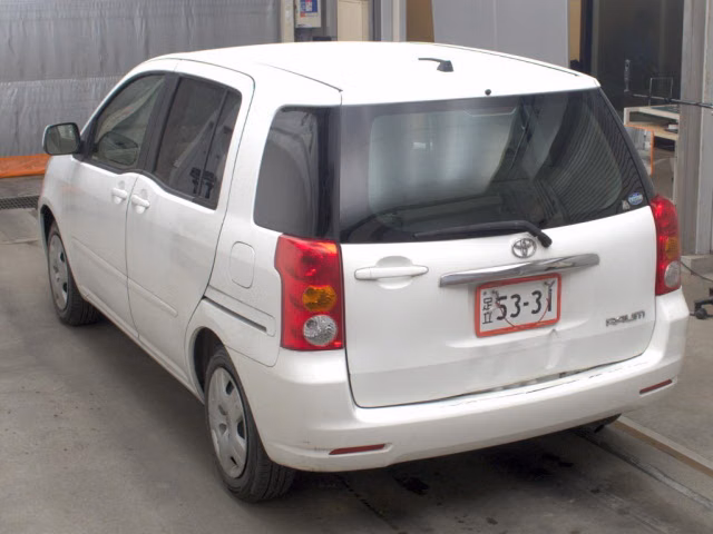 TOYOTA RAUM