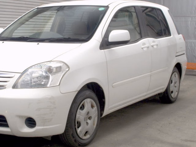 TOYOTA RAUM